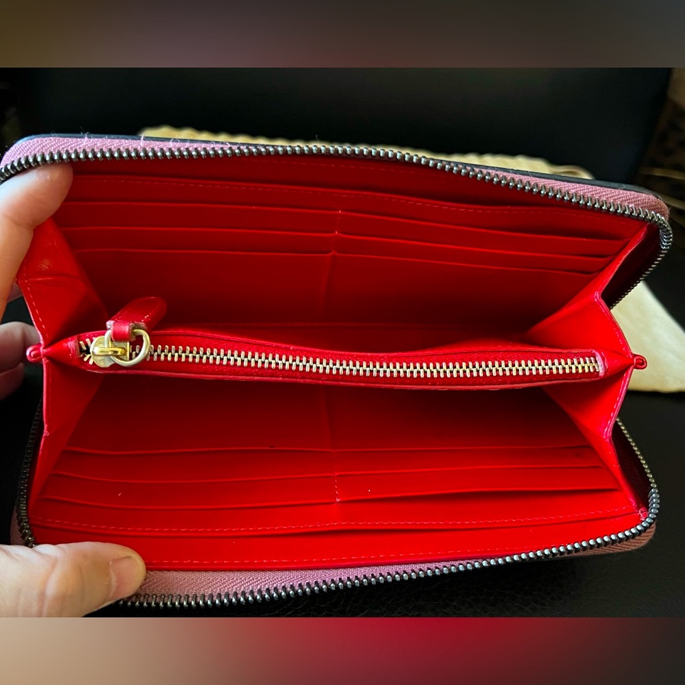 GUC Christian Louboutin Panneton Spike Long Zippy Wallet in Lilac color - Picture 9 of 12